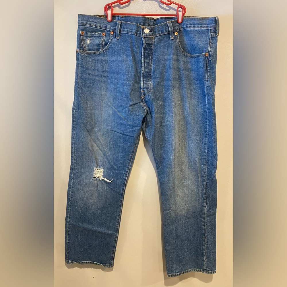 Levi's 501 '93 Men's Jeans Blue 40x30 Stone Button Fly Distressed Light Wash - Picture 2 of 10